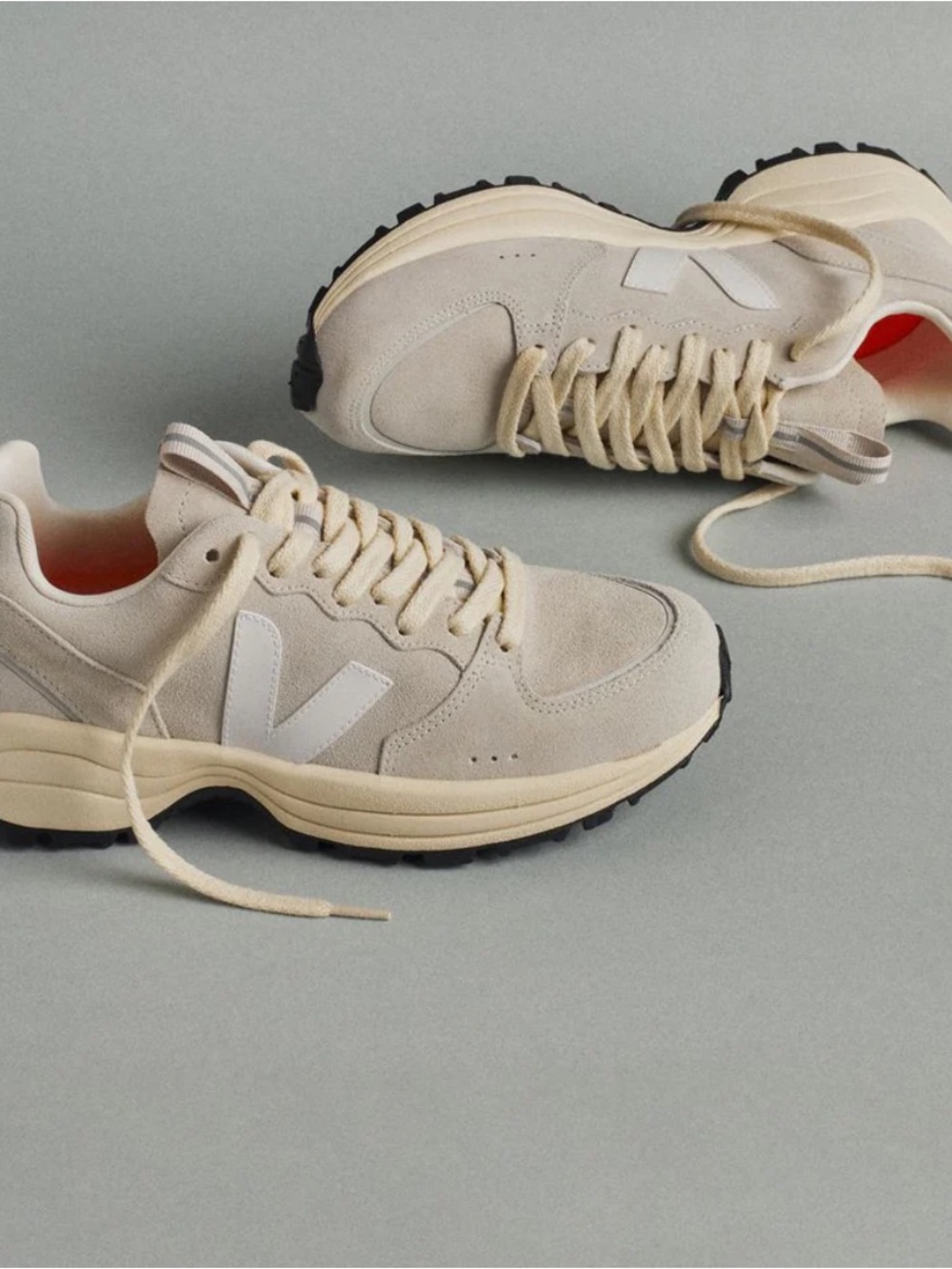 VENTURI SNEAKER SUEDE NATURAL WHITE
SUEDE NATURAL WHITE